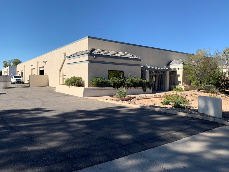 More Photos Of 316 S Price Rd, Tempe Warehouse For Lease