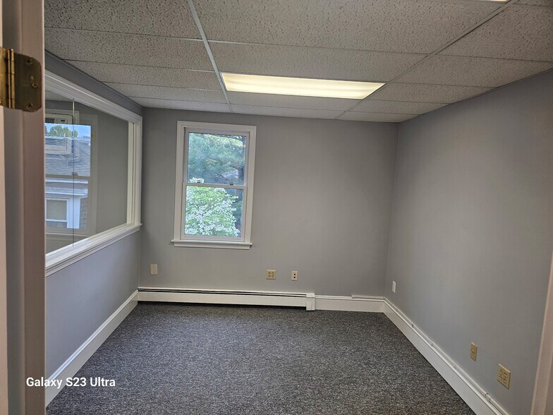 More Photos Of 2294 Massachusetts Ave, Cambridge Office For Sale