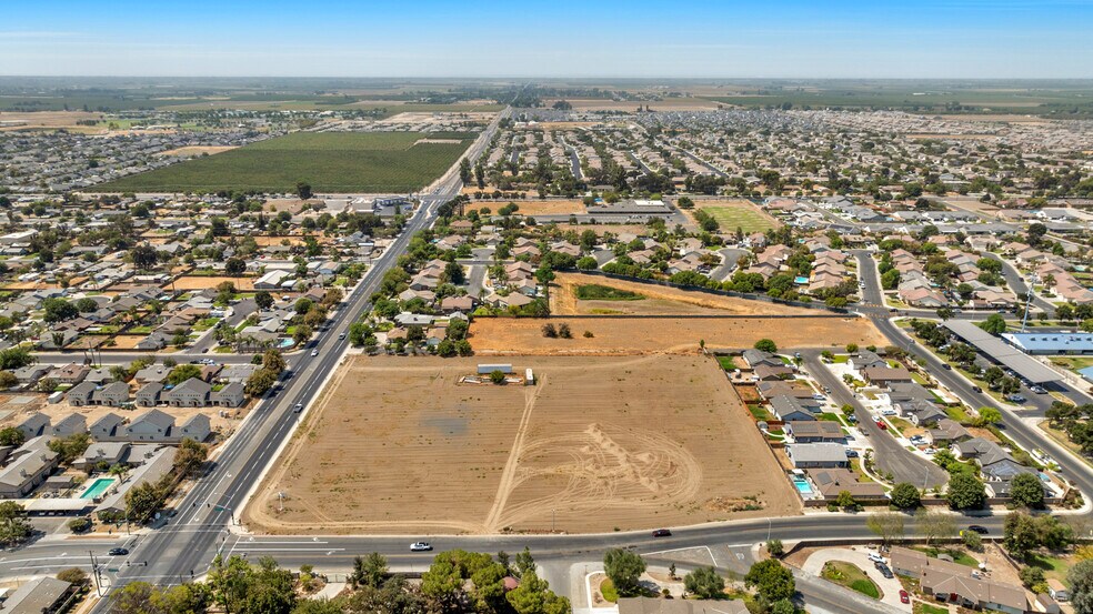 More Photos Of 1400 W Berkshire Way, Hanford Land For Sale