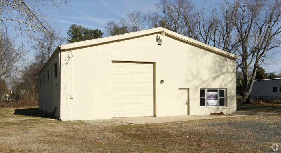 More Photos Of 92 State Hwy 33, Manalapan Township Warehouse For Sale