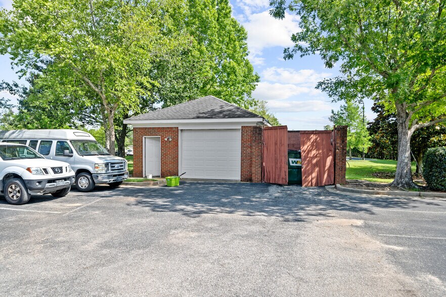 More Photos Of 10171 Papa George St, Daphne Congregate Senior Housing For Sale