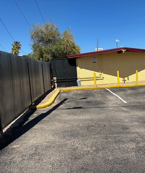 More Photos Of 1710 S Jefferson Ave, Tucson Apartments For Sale