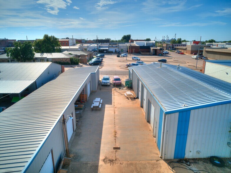 More Photos Of 219 N 6th St, Kingfisher Office For Sale