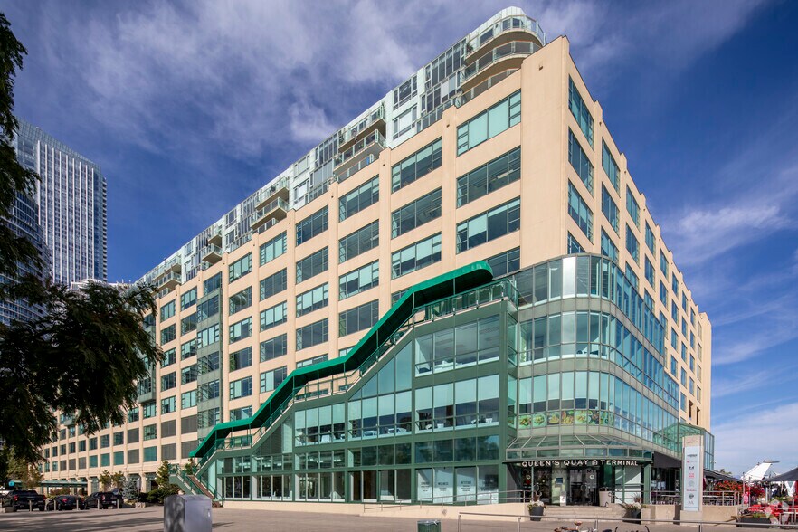 More Photos Of 207 Queens Quay W, Toronto Office Residential For Lease