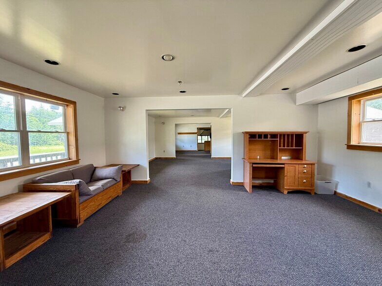 More Photos Of 8570 VT Route 9, Woodford Warehouse For Sale