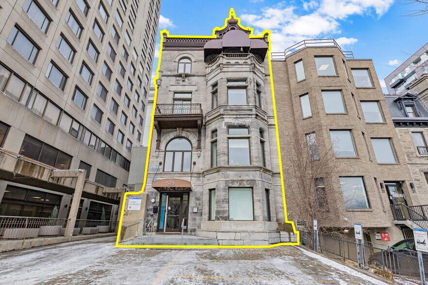 More Photos Of 525 Rue Sherbrooke E, Montréal Office For Lease