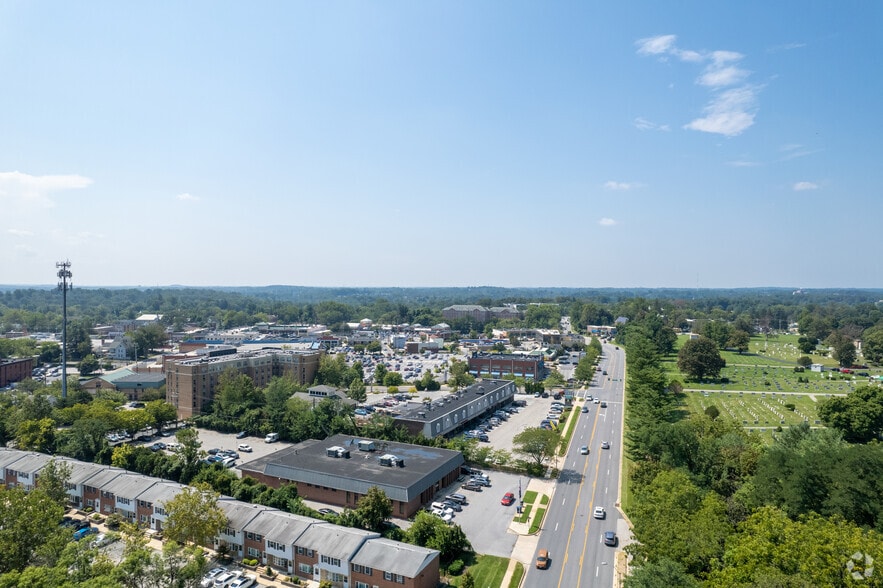 More Photos Of 3709-3725 Old Court Rd, Pikesville Unknown For Lease