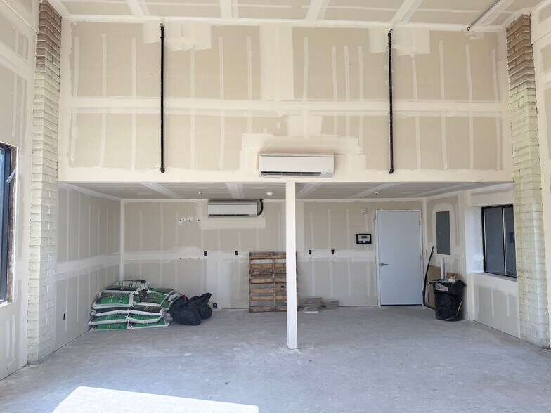 More Photos Of 615 Jadwin Ave, Richland Apartments For Lease