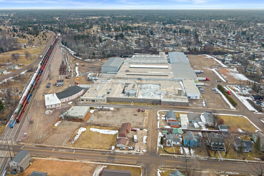 More Photos Of 1430 N Second St, Wisconsin Rapids Manufacturing For Lease