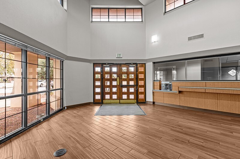 More Photos Of 2998 N Alma School Rd, Chandler Bank For Lease