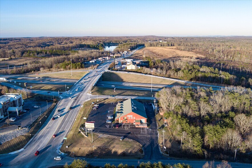 More Photos Of 78 Chestnut Hill Rd, Crossville Freestanding For Sale