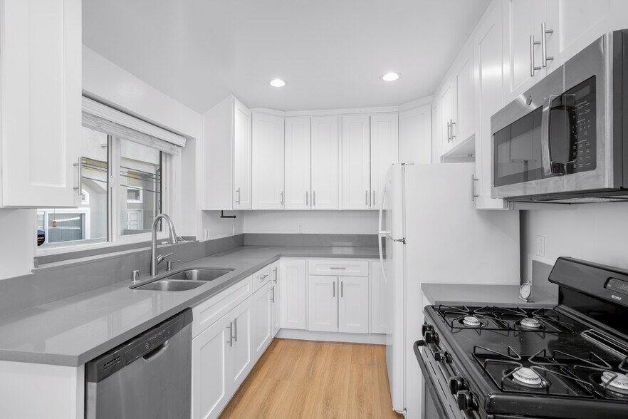 More Photos Of 4441-45 Tujunga 4441-45 Tujunga ave, North Hollywood Apartments For Sale