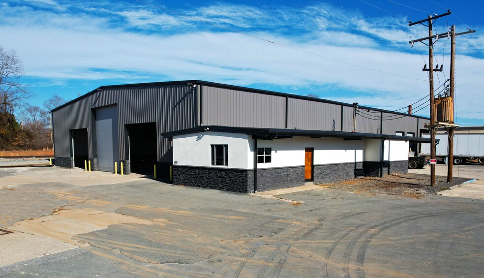 Primary Photo Of 300 E Henderson St, Salisbury Manufacturing For Sale