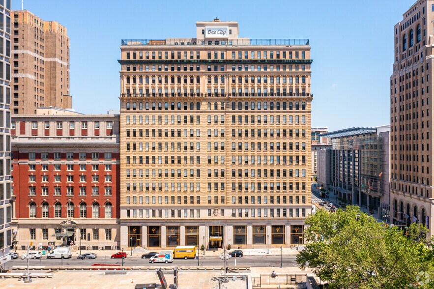 More Photos Of 1401 Arch St, Philadelphia Apartments For Lease
