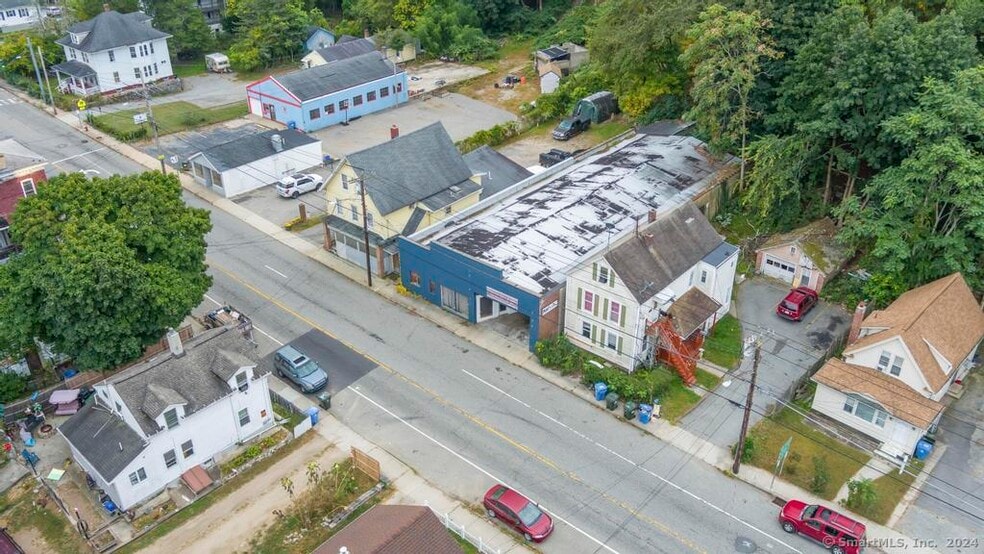 More Photos Of 485 E Main St, Norwich Storefront For Sale