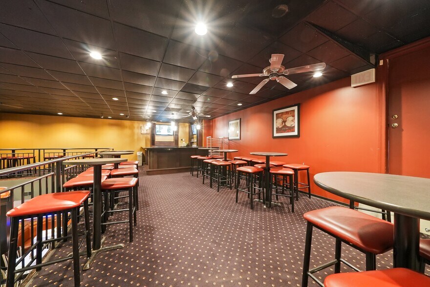 More Photos Of 5772 S Archer Ave, Chicago General Retail For Sale