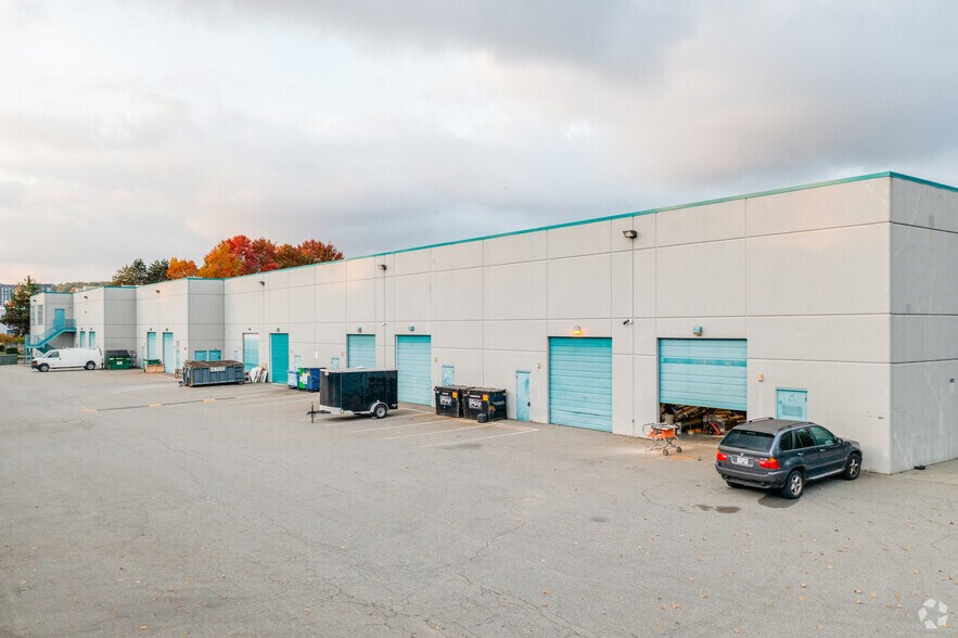 More Photos Of 8980 Fraserwood Ct, Burnaby Light Distribution For Lease