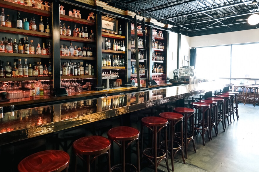 More Photos Of 220 E Coffee St, Greenville Restaurant For Lease