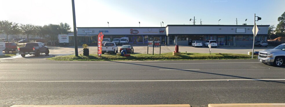 Primary Photo Of 4023 FM 2920 Rd, Spring General Retail For Lease