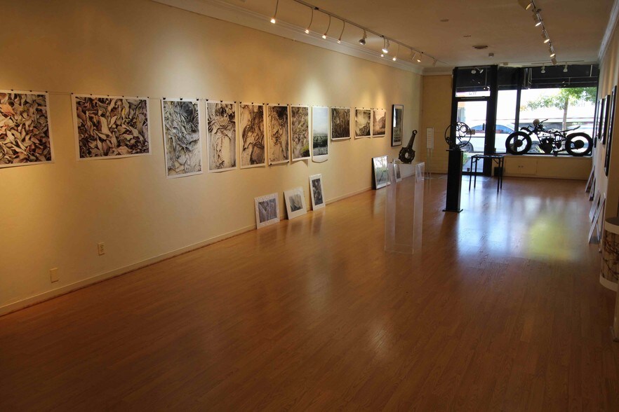 More Photos Of 1136-1154 Main St, Saint Helena Storefront For Lease