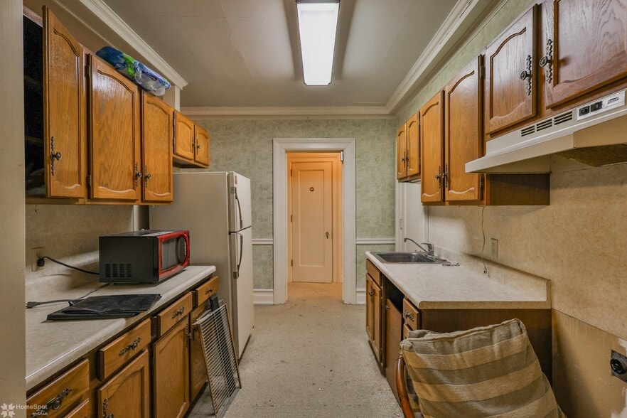 More Photos Of 1619 W Hamilton St, Allentown Funeral Home For Sale