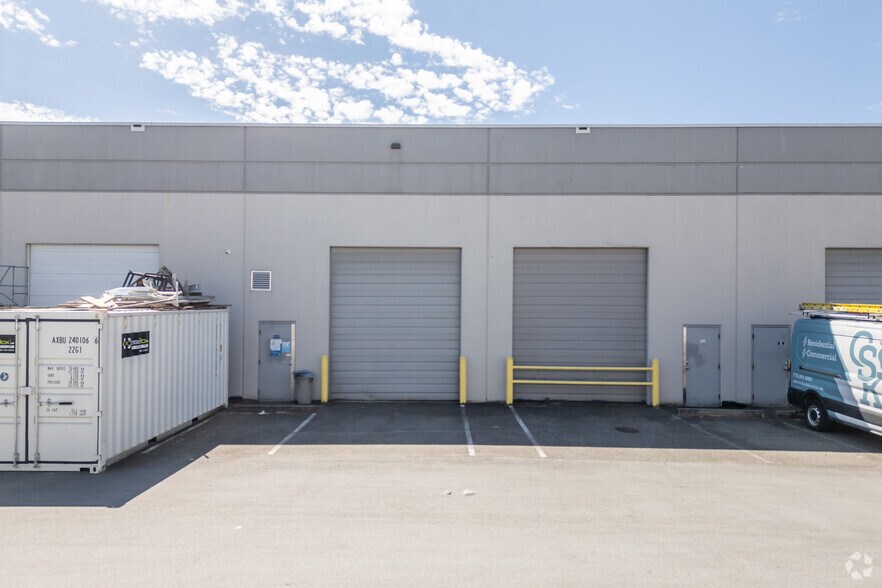 More Photos Of 5492 Production Blvd, Surrey Warehouse For Sale