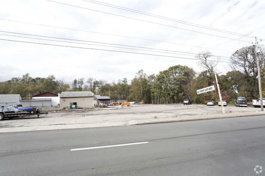 More Photos Of 1004 Morrell Ave, Connellsville Land For Lease