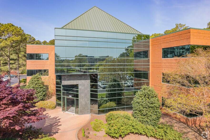 Primary Photo Of 448 Viking Dr, Virginia Beach Office For Lease
