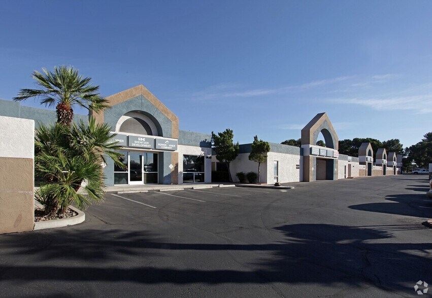 Primary Photo Of 5625-5679 E Grant Rd, Tucson Medical For Lease