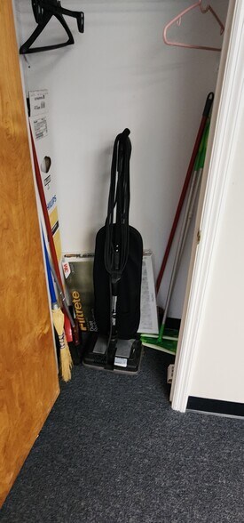 More Photos Of 5397 Twin Knolls Rd, Columbia Medical For Sale