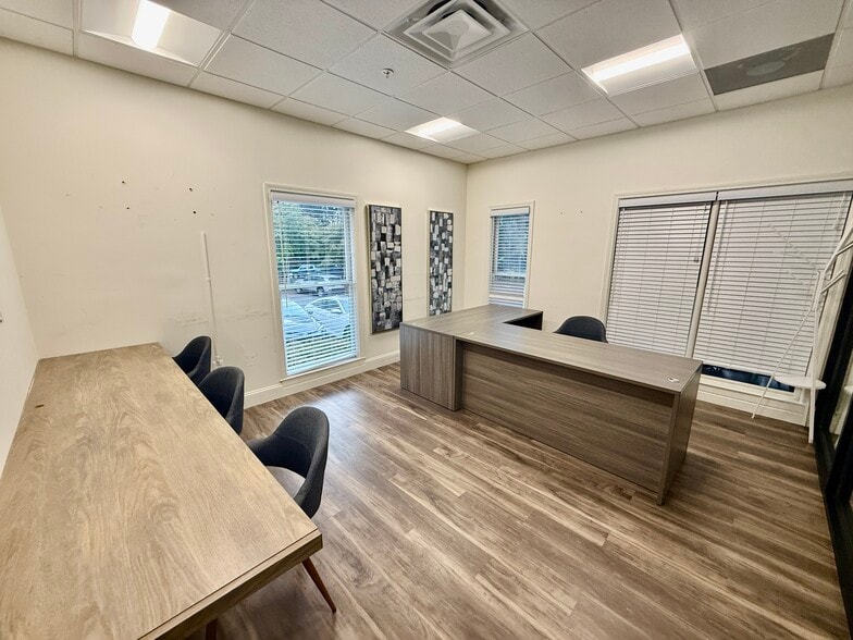 More Photos Of 1145 Hightower Trl, Atlanta Medical For Lease