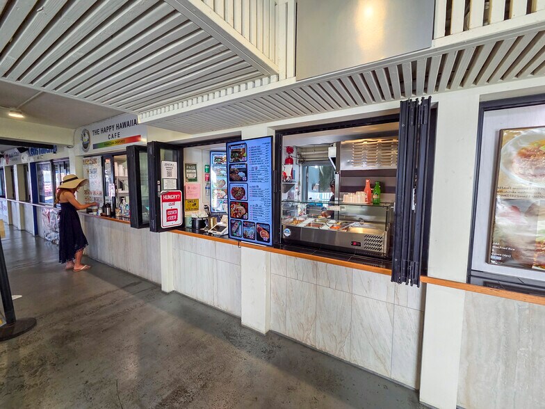 More Photos Of 2239 Waikolu Way, Honolulu Apartments For Lease