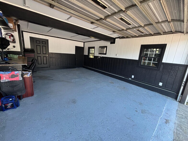 More Photos Of 11021-11025 Jefferson Ave, Newport News Auto Dealership For Sale