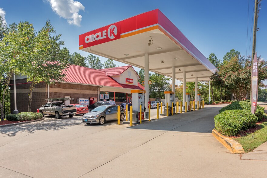 More Photos Of 3205-3415 Avent Ferry Rd, Raleigh Unknown For Lease