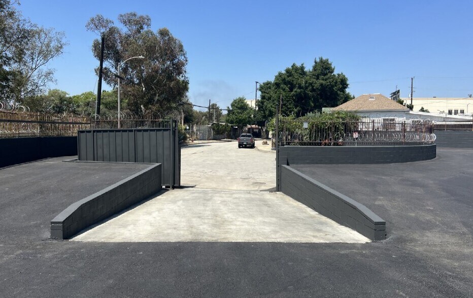 More Photos Of 2321 Opal St, Los Angeles Land For Lease