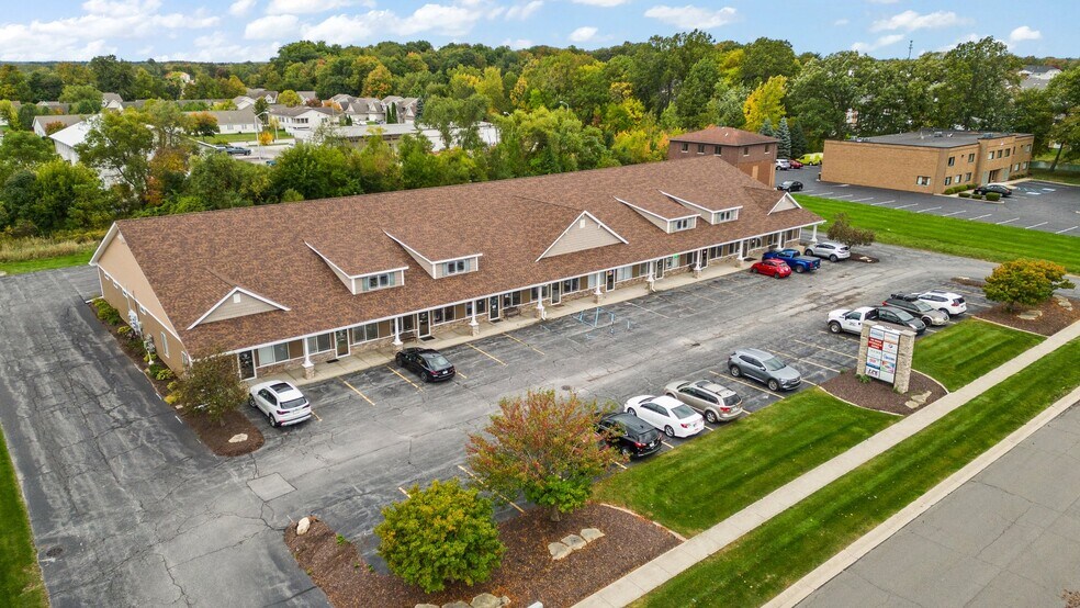 More Photos Of 2502 Beech St, Valparaiso Storefront For Sale