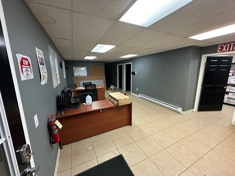 More Photos Of 410 S 1st St, New Salem Industrial For Sale