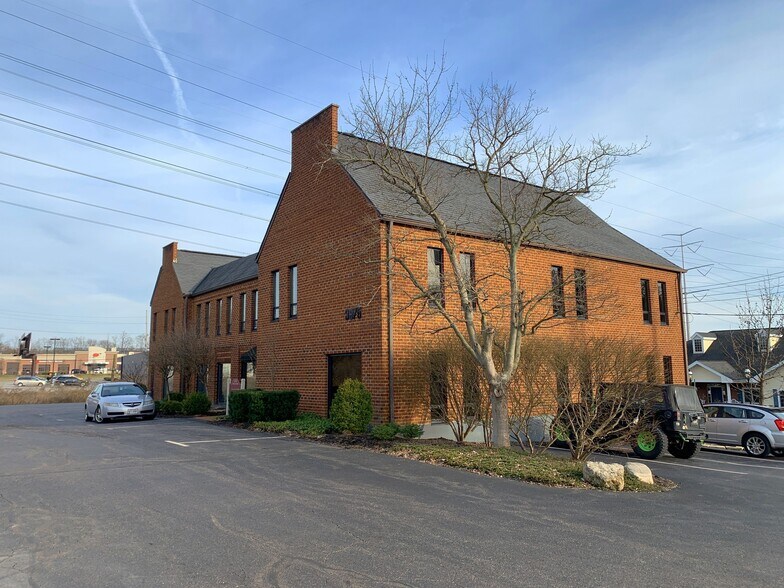 More Photos Of 3975 Erie Ave, Cincinnati Office For Sale