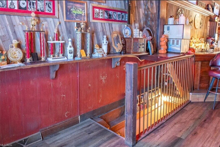 More Photos Of 2716 Mahoning Ave, Youngstown Restaurant For Sale