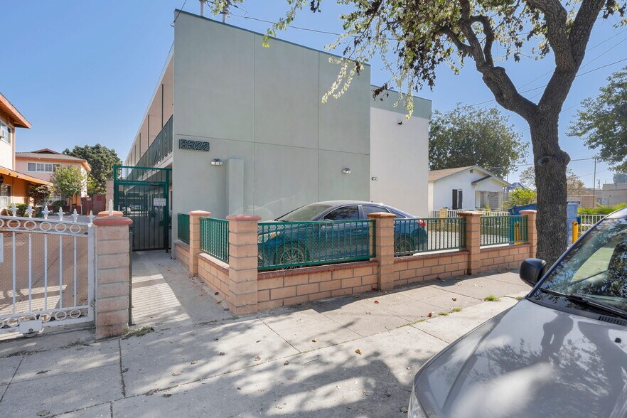 More Photos Of 6522 Bear Ave, Bell Apartments For Sale