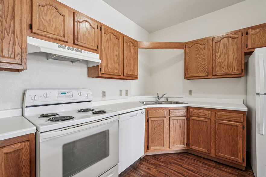 More Photos Of 134 Main St, Racine Apartments For Sale