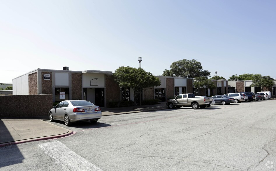 More Photos Of 50-1100 Business Pky, Richardson Unknown For Lease