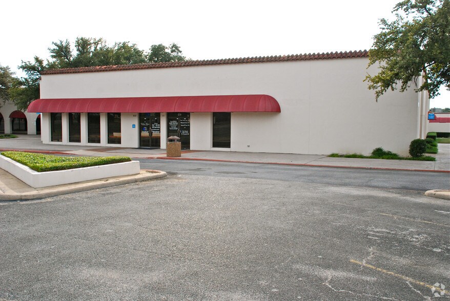 More Photos Of 3501 N Macarthur Blvd, Irving Medical For Sale
