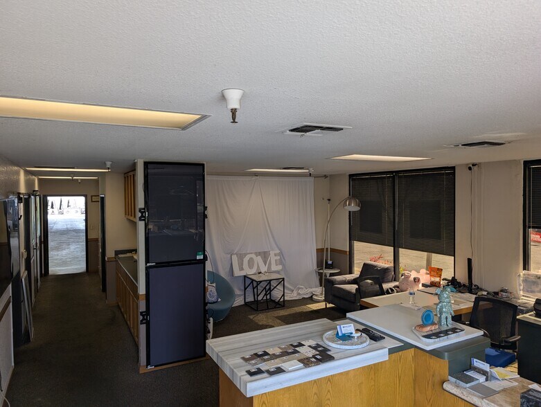 More Photos Of 795 Sandoval Way, Hayward Warehouse For Lease