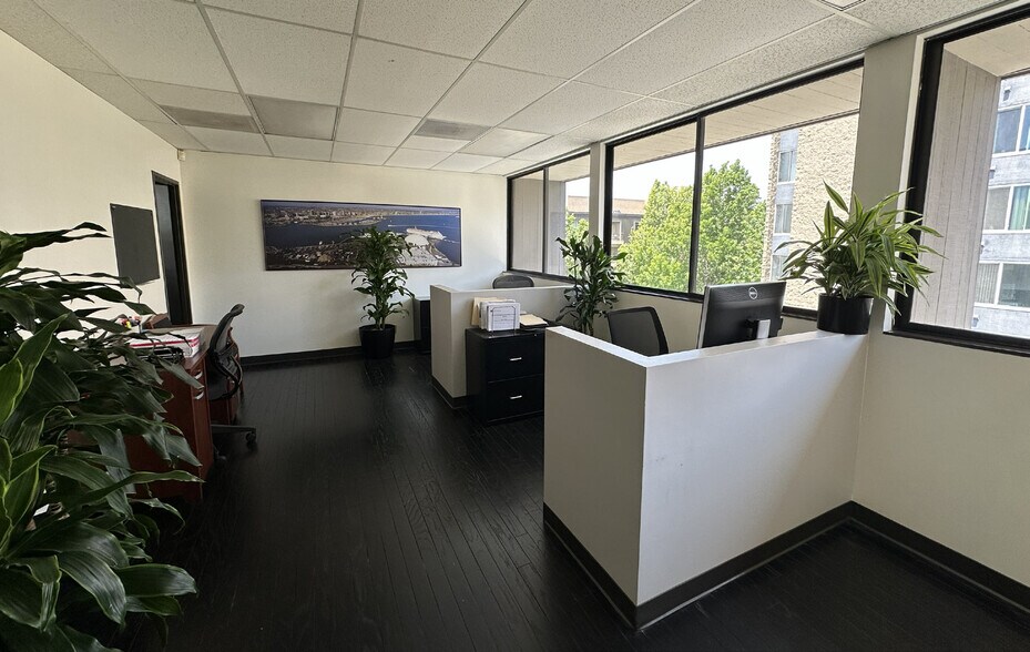 More Photos Of 333 W Broadway, Long Beach Medical For Lease