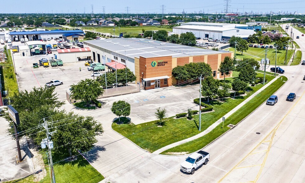 More Photos Of 2402 S Battleground Rd, Deer Park Warehouse For Sale