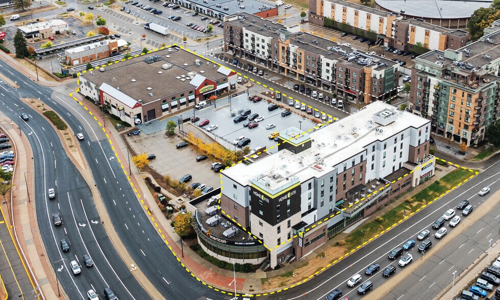 More Photos Of 2100 W 82nd 1/2 St, Bloomington Freestanding For Sale