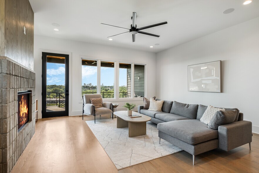 More Photos Of 2118 C-D Cliff dr, Nashville Apartments For Sale