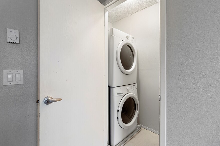 More Photos Of 18675 SW Boones Ferry Rd, Tualatin Apartments For Sale