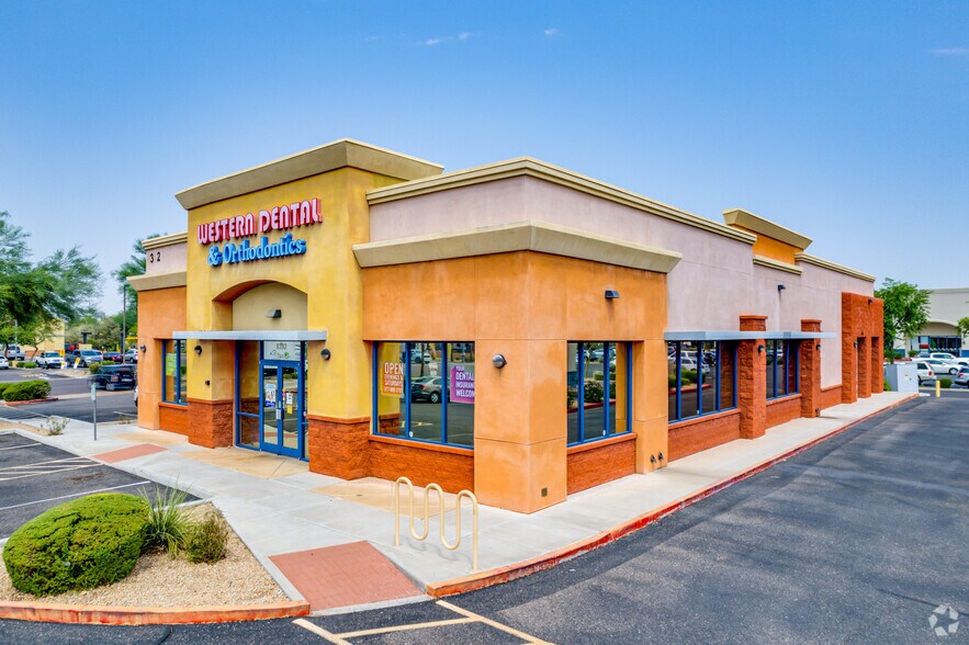 More Photos Of 8360-8440 W Thunderbird Rd, Peoria General Retail For Lease